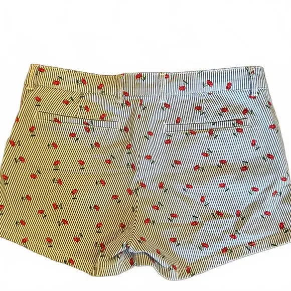 BeBop Cherry Print Shorts Sz 11 - Picture 2 of 5